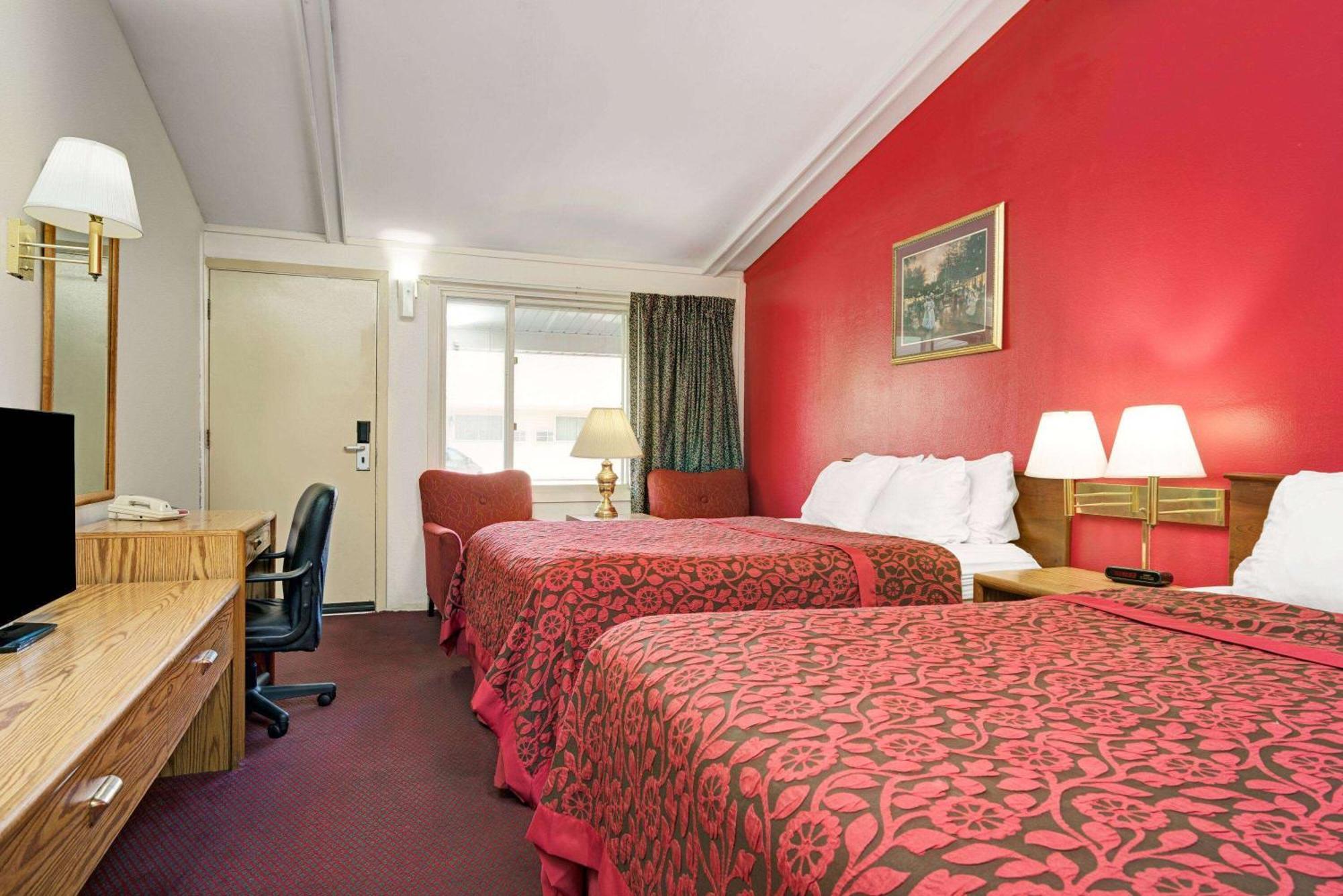 Travelodge By Wyndham Red Wing Exterior photo